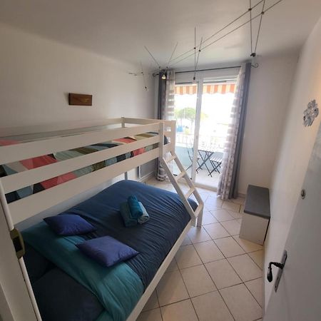T3 Sur La Plage Vue Feerique Mer,Wifi, Parking Inclus , Clim La Ciotat Bagian luar foto