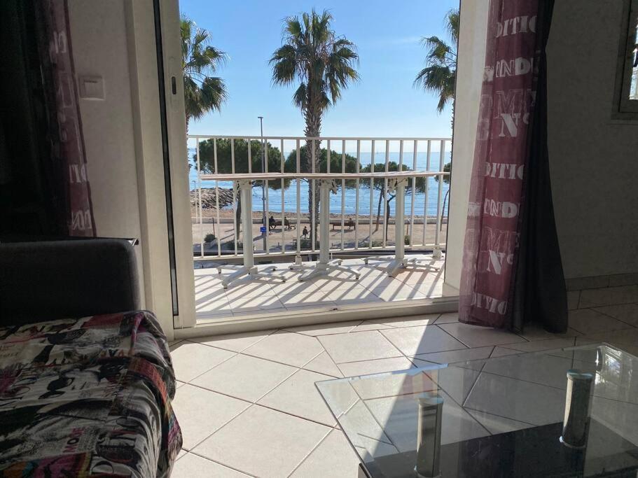 T3 Sur La Plage Vue Feerique Mer,Wifi, Parking Inclus , Clim La Ciotat Bagian luar foto